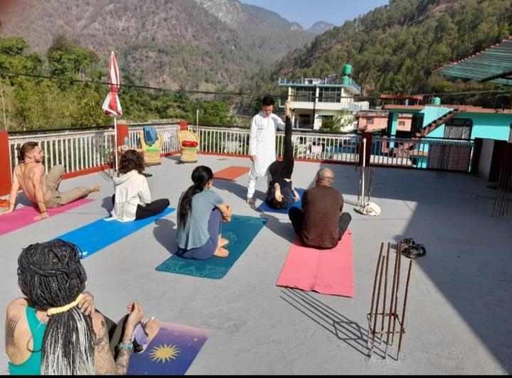 Mohan Ganga View Homestay Uttarkashi ภายนอก รูปภาพ