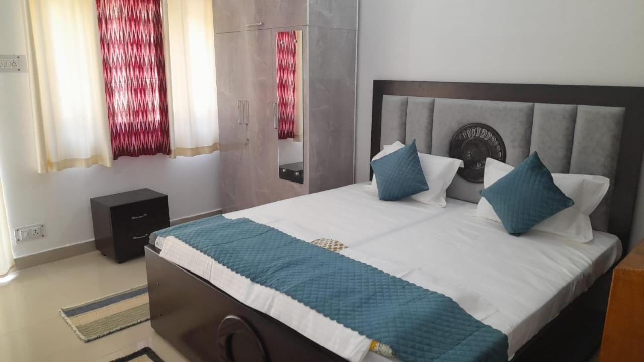 Mohan Ganga View Homestay Uttarkashi ภายนอก รูปภาพ